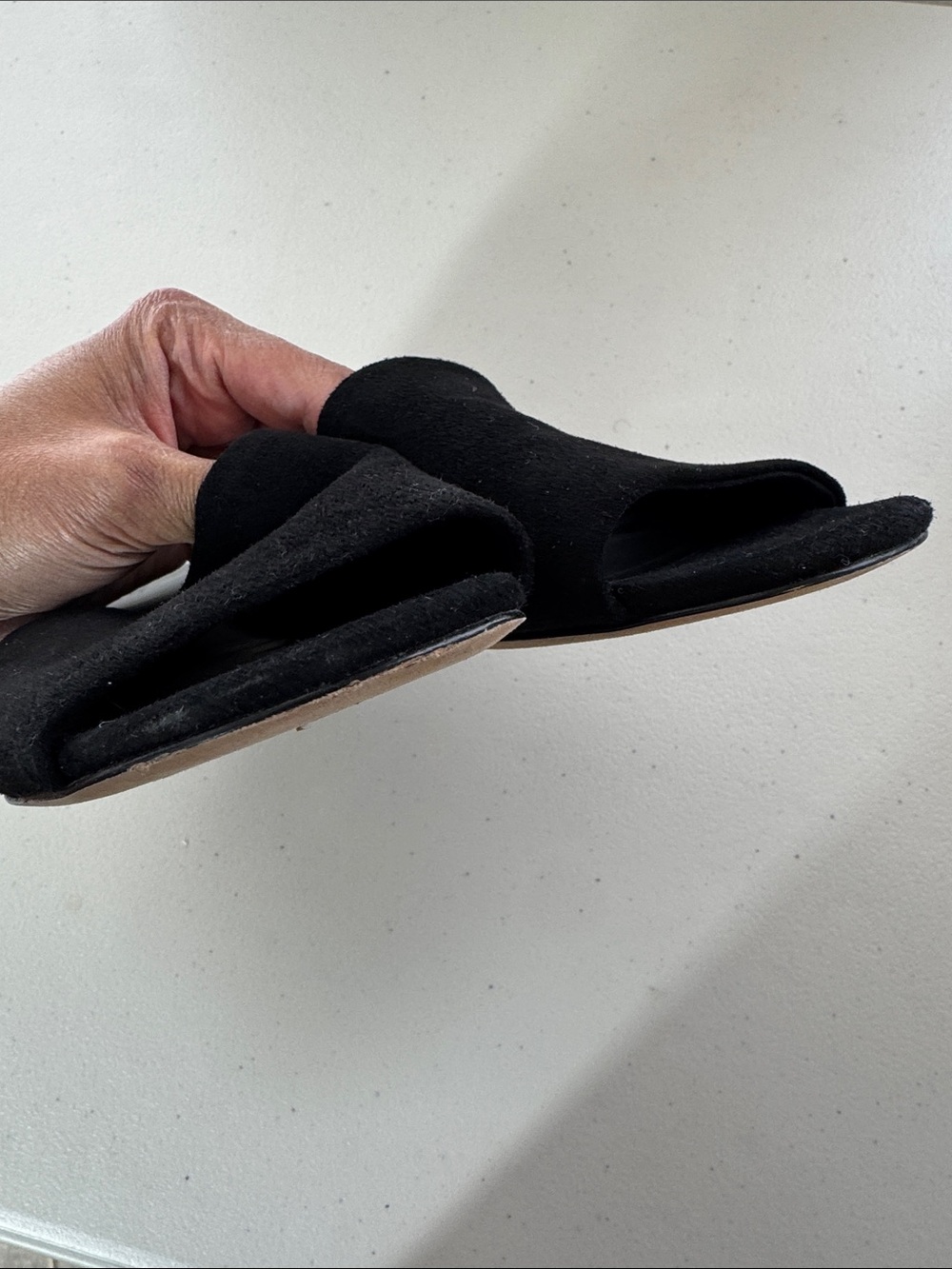 Vince Black Suede Slides Mule Heels Size 8 Minimalist Quiet Luxury Sandals Chic - Picture 8 of 11